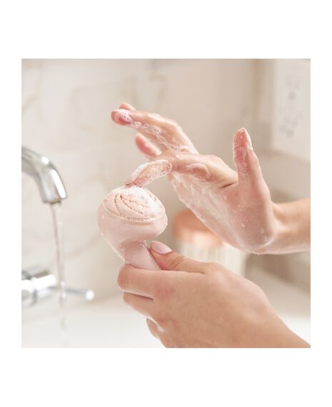 Cleanse Hydra-Vibrating Facial Brush