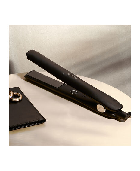 gold® professional hair straightener