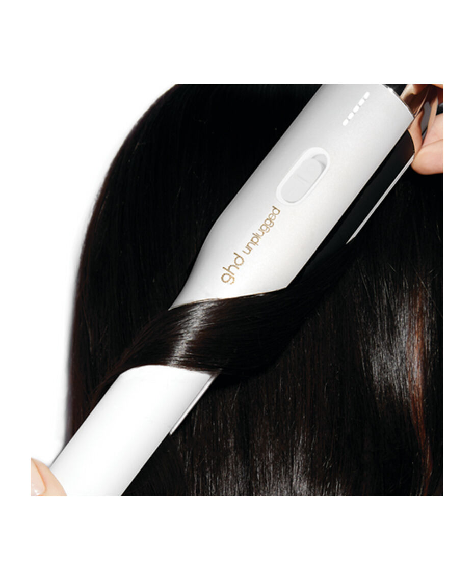 ghd unplugged cordless hair straightener matte white