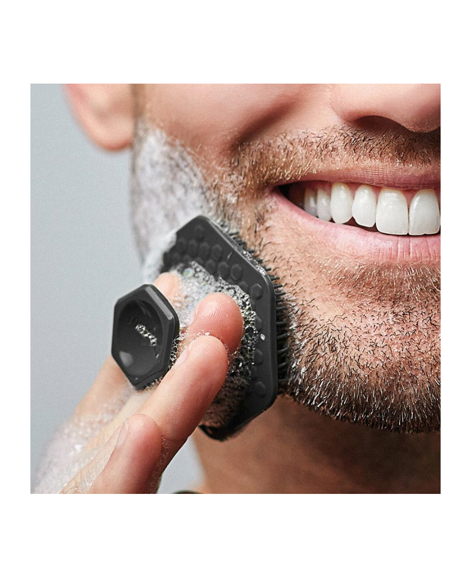 Gentle face deals scrubber